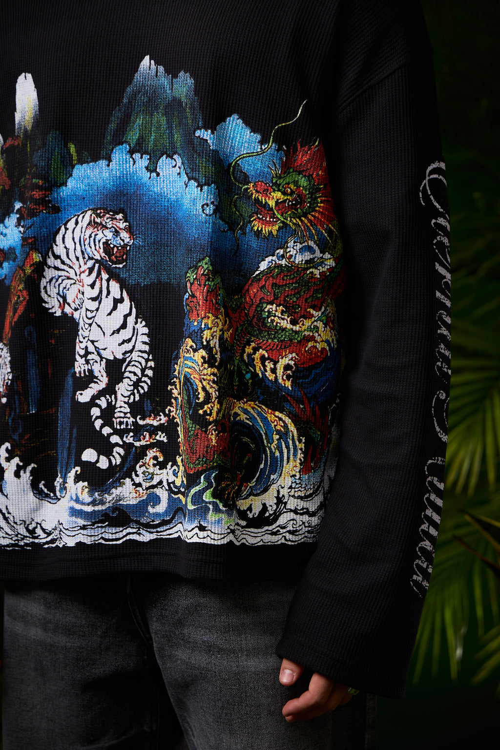 Black Tiger Full Sleeves Cropped Waffle Tee